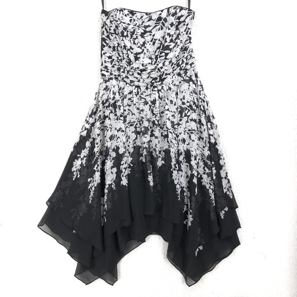 White House Black Market Dresses & Skirts - WHBM Womens 8 Black White Floral Overlay Dress Strapless Empire Waist Lined Midi